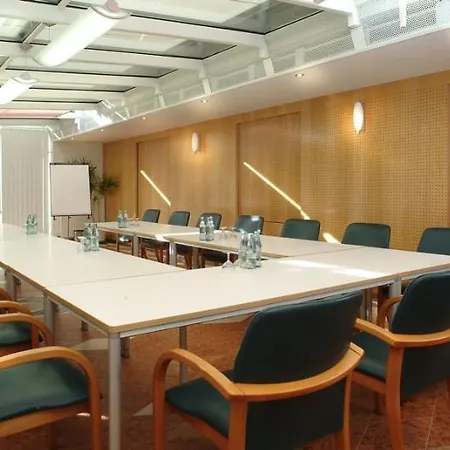 Airporthotel Salzburg - Hotel Am Salzburg Airport 